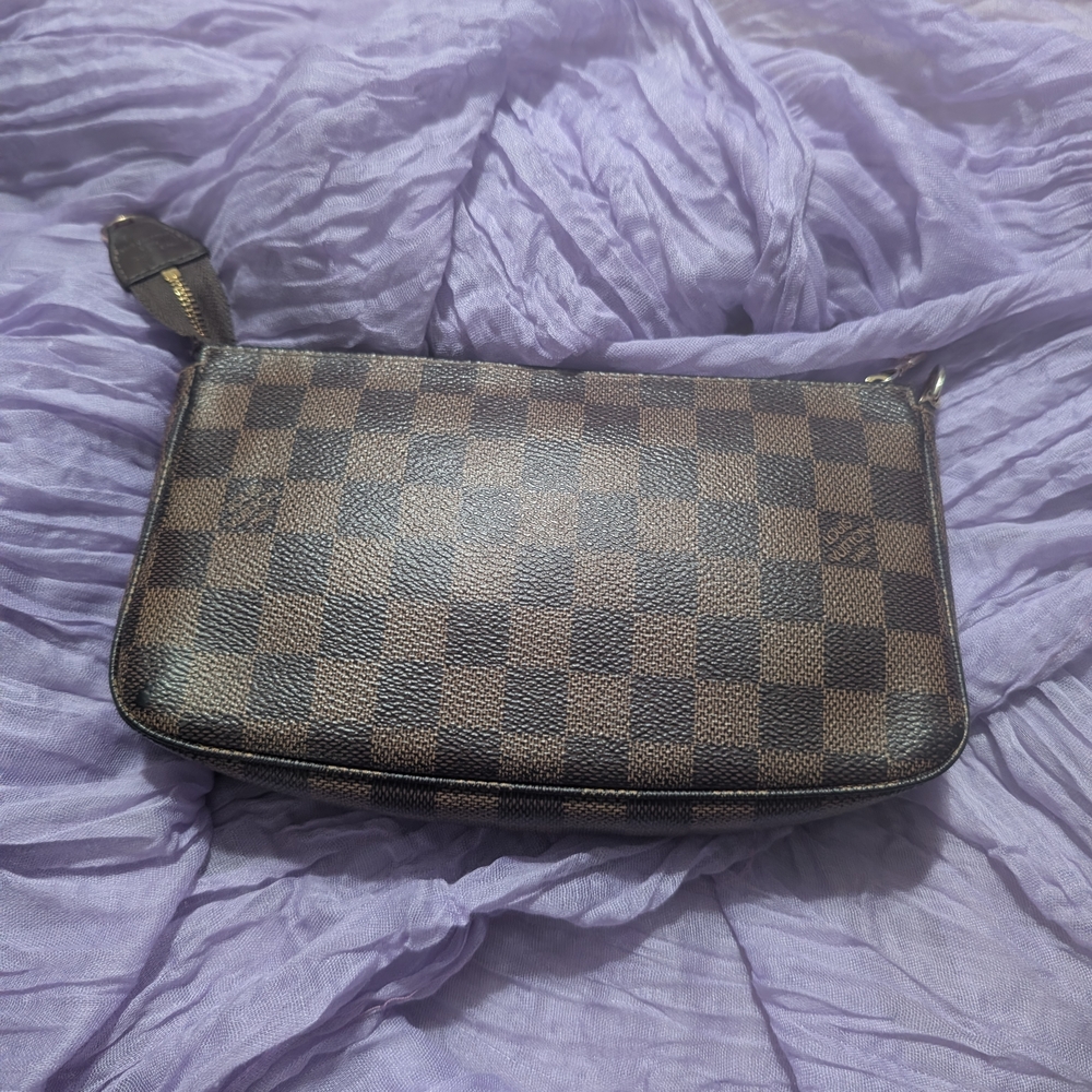 Checkered Brown Wristlet